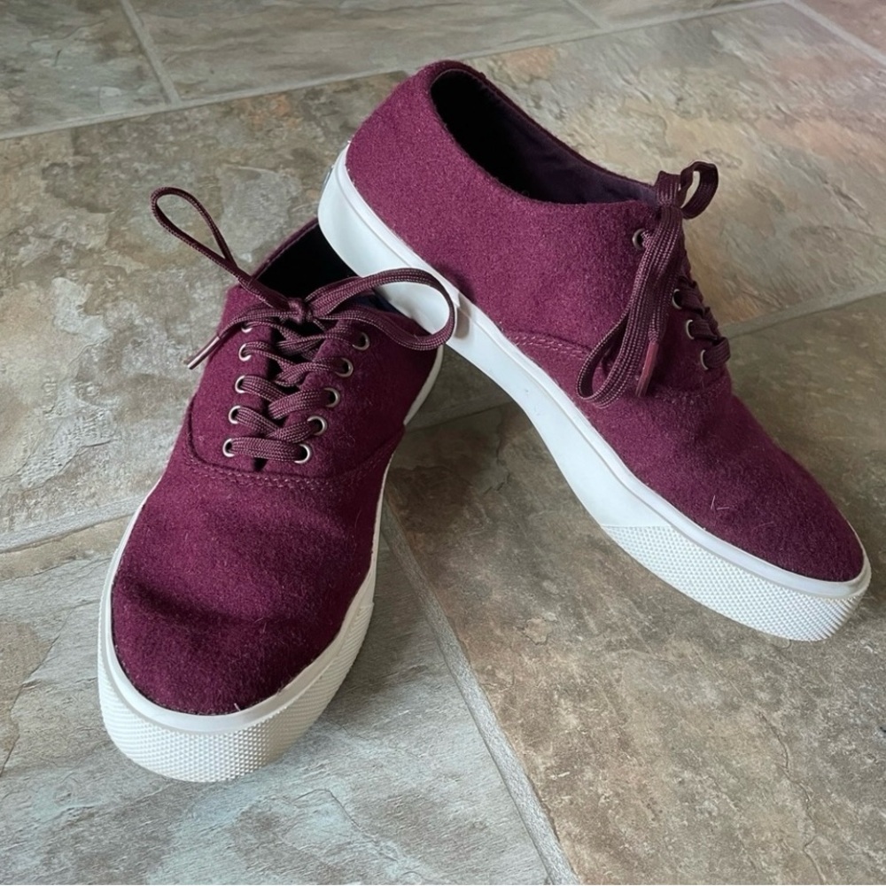 Sperry Women’s Burgundy Wool Sneakers, Sz 8